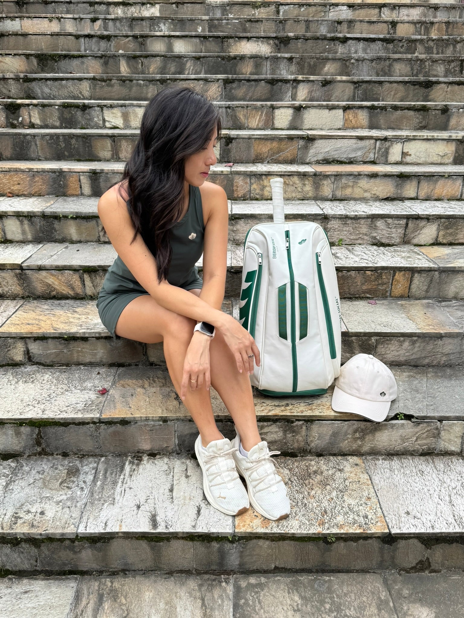EVERYDAY SOCIAL® - The Courtside Paddle Bag [Forest Green]