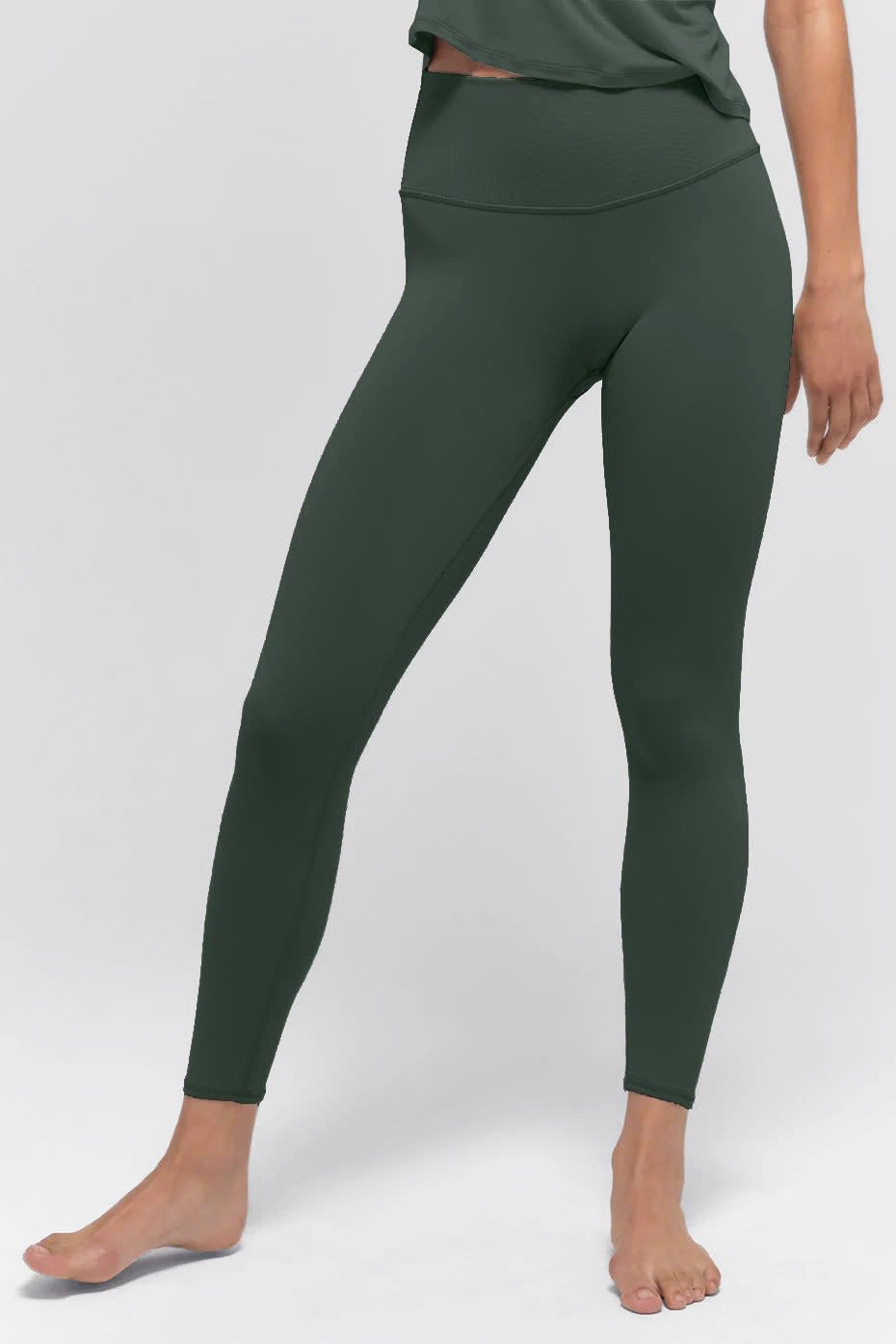 EVERYDAY SOCIAL® - Women’s Performance 7/8 Leggings (Pine Smoke)